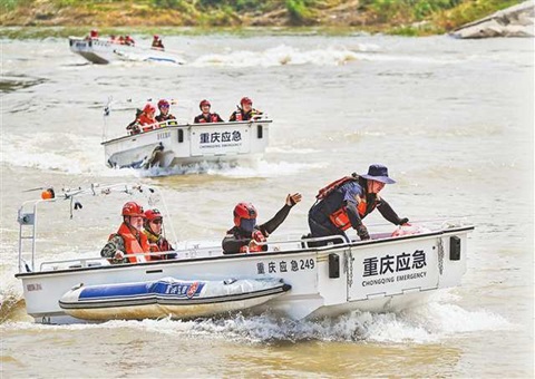 超大城市现代化治理，沉庆更佑装数”