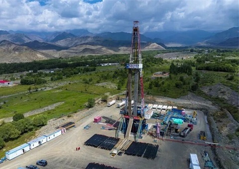 新疆加快推动柴窝堡凹陷北缘油气勘探，有望形成大型油气田